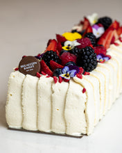 Load image into Gallery viewer, GF Mix Berry Log
