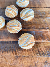 Load image into Gallery viewer, Lemon meringue tart - Breadfern Bakery