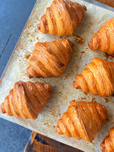 Load image into Gallery viewer, Pure butter croissant - Breadfern Bakery
