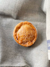 Load image into Gallery viewer, Pies - Breadfern Bakery
